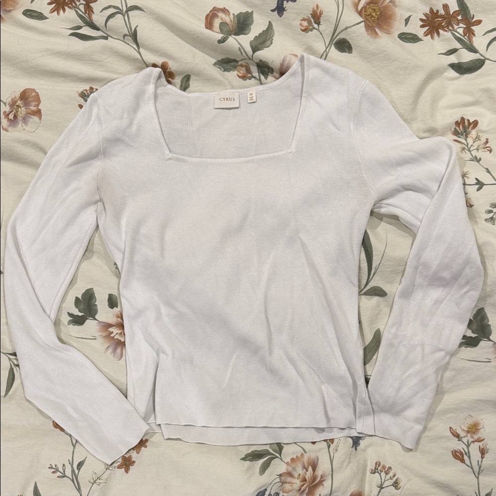 Cyrus Cream Long Sleeve Women's Top